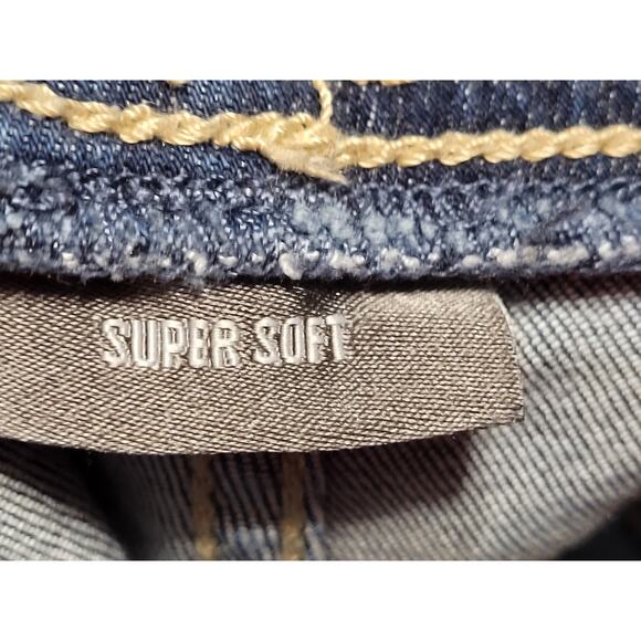 Torrid Super Soft High-Rise Denim Jegging Jeans Womens Size 2R(18-20) EUC - Picture 7 of 10